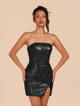 Black - Strapless Bodycon Sequins Homecoming Dresses With Slit