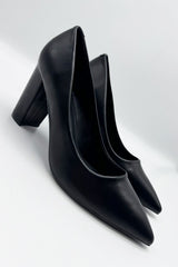 Miss Diva Clara Block Heel Pointed Toe Court Shoes in Black Matt
