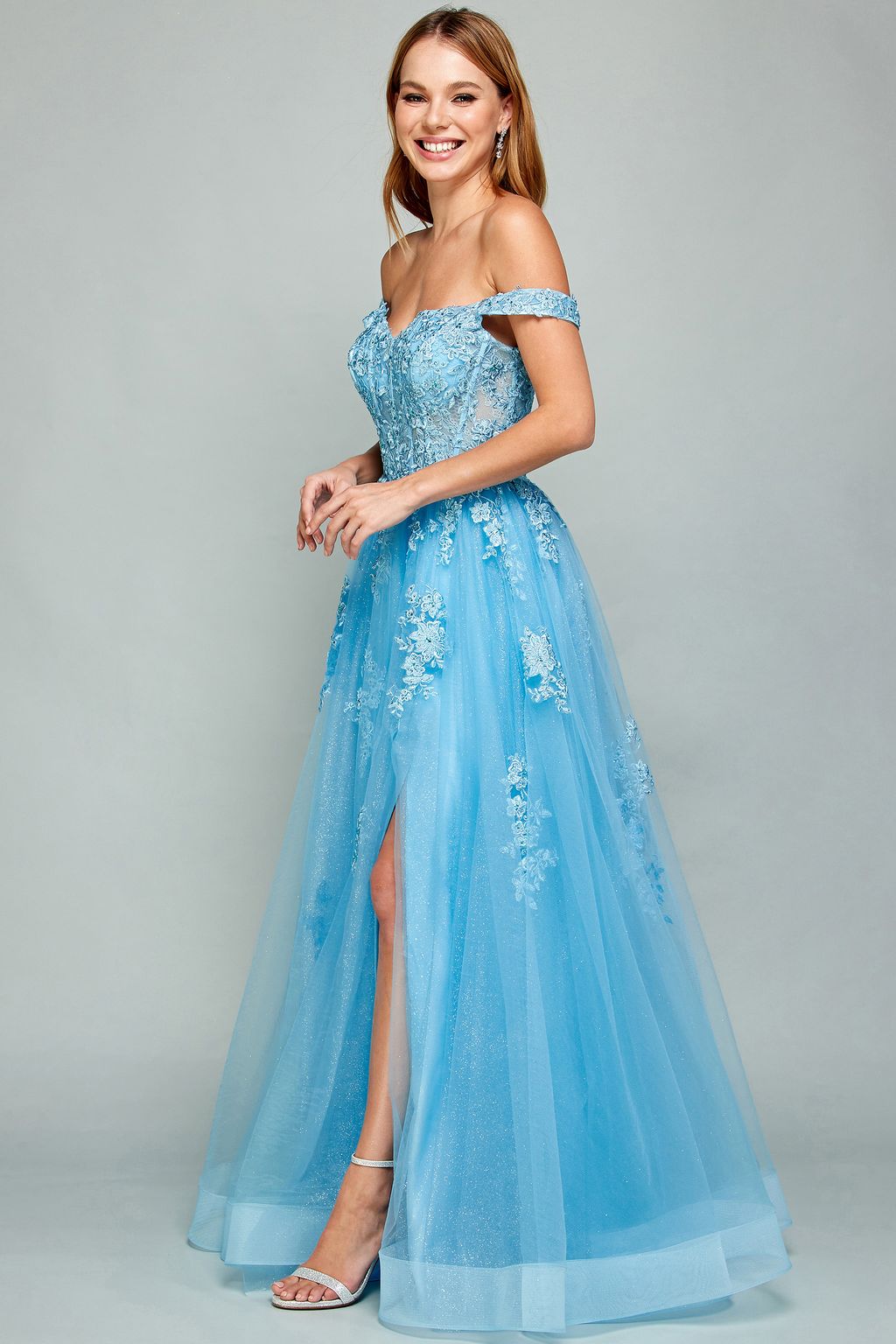 Dress 11687