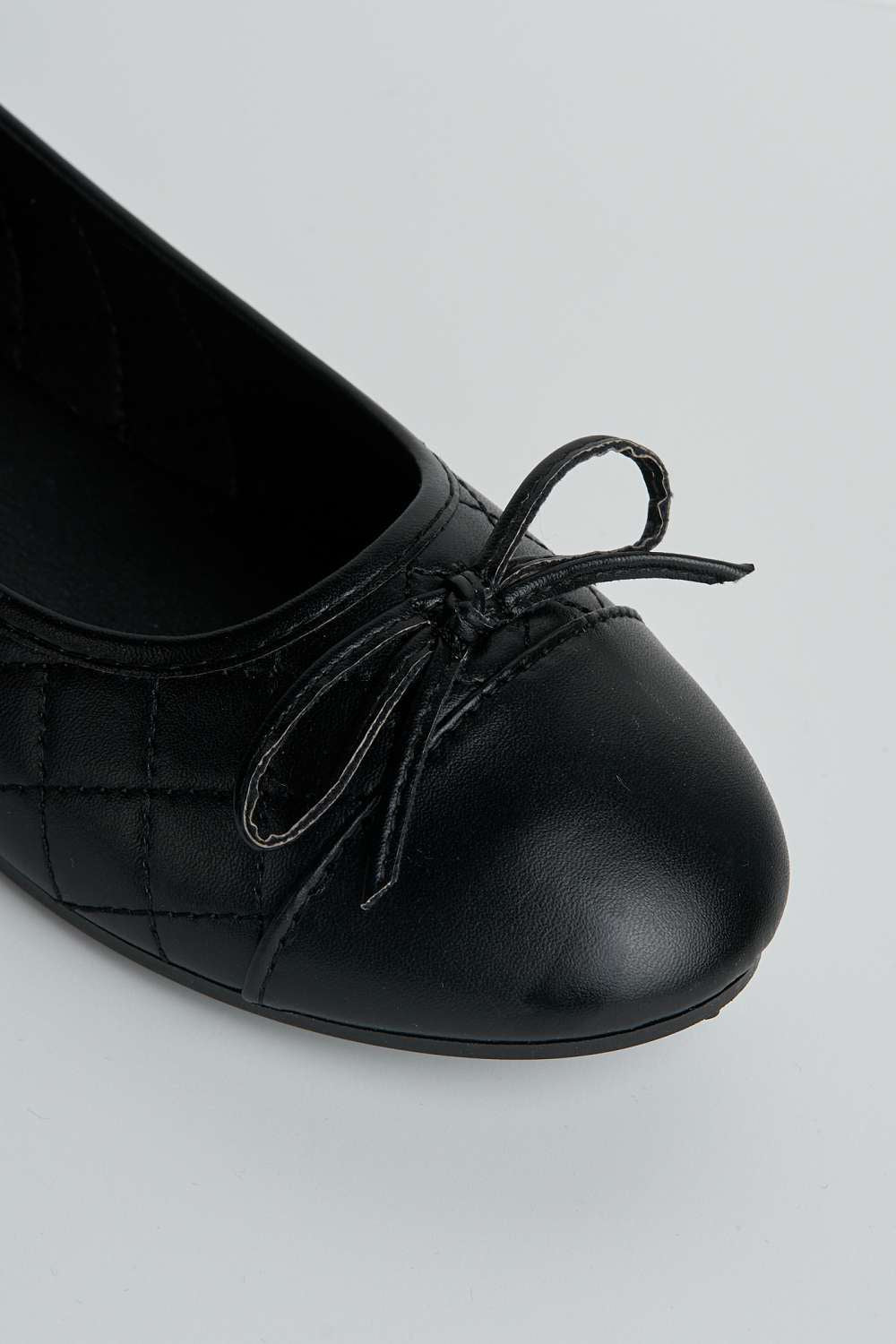 Miss Diva Black Arrica Bow Detail Flat Pumps