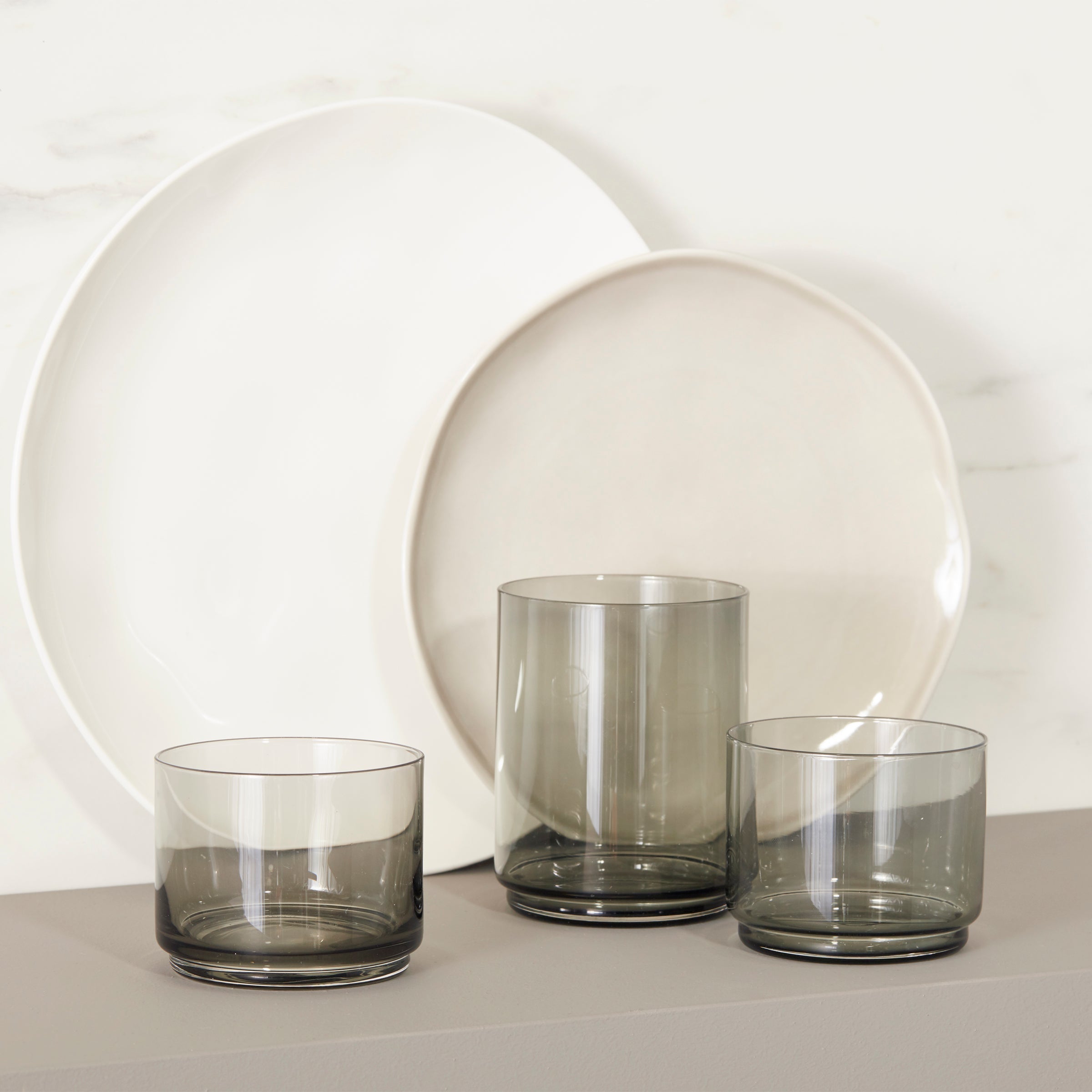 Bay Colors White 12-Piece Dinnerware Set