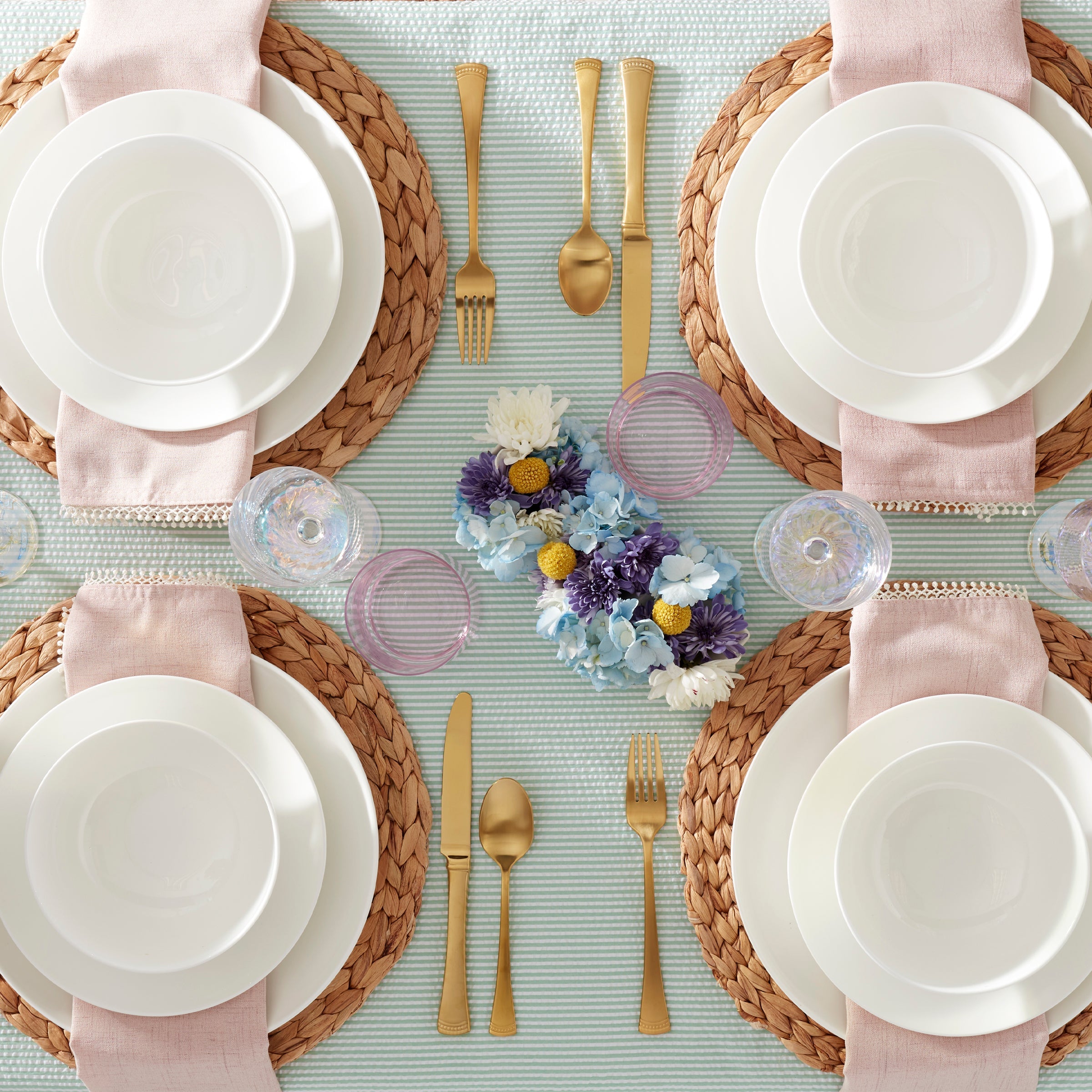 Studio 1414 Coupe 24-Piece Dinnerware Set