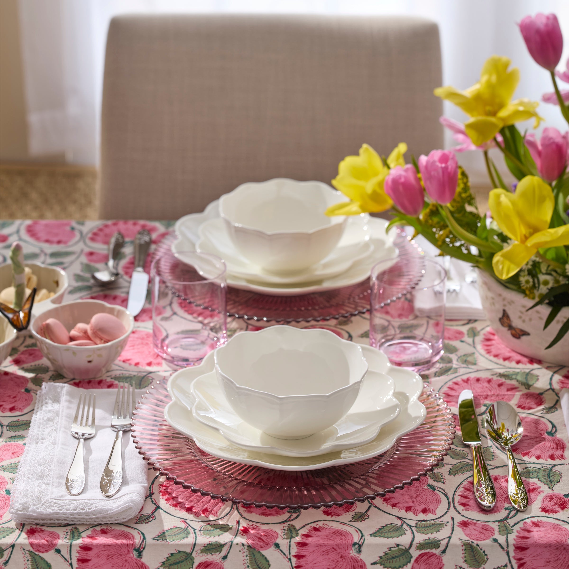 Studio 1414 Scallop 12-Piece Dinnerware Set