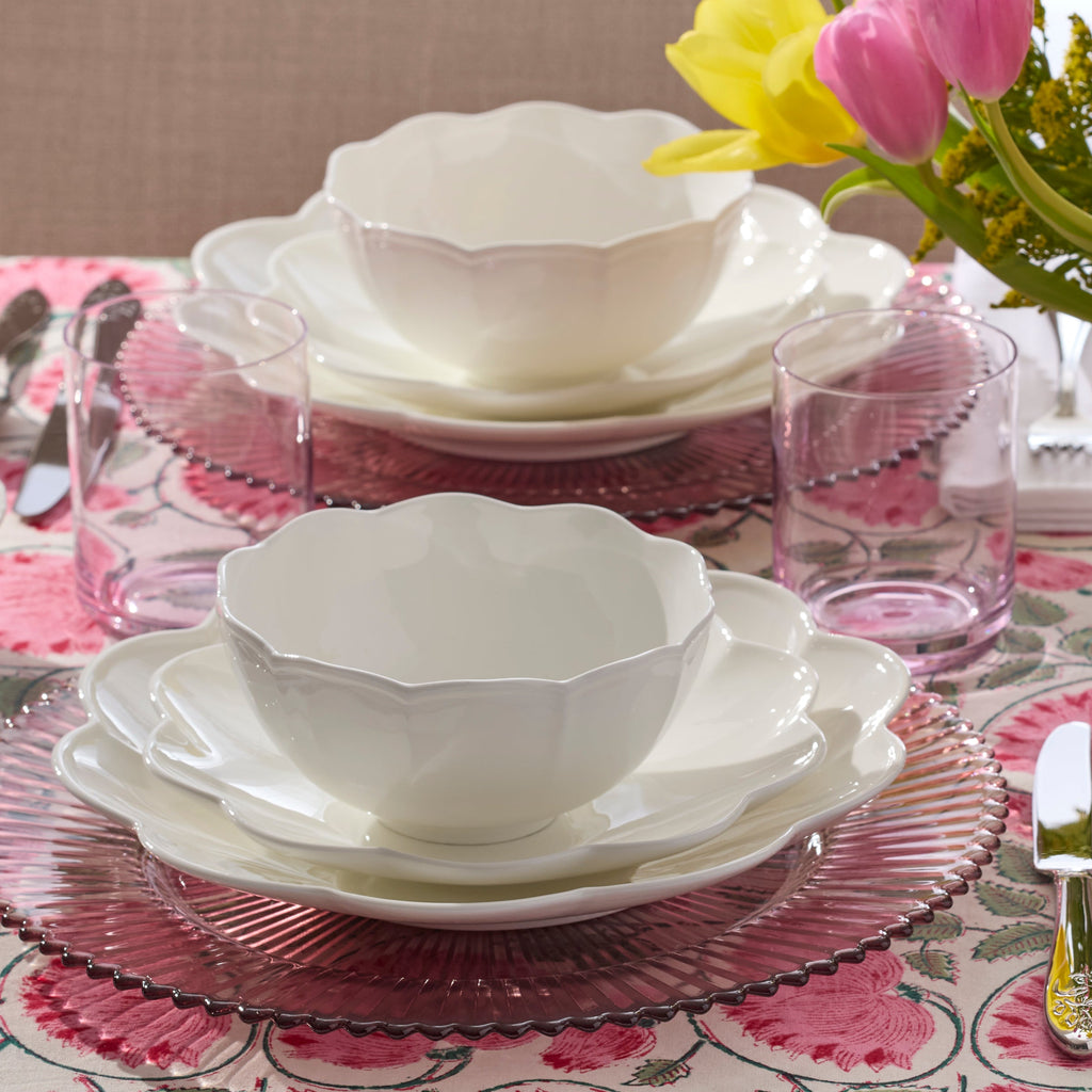 Studio 1414 Scallop 16-Piece Dinnerware Set