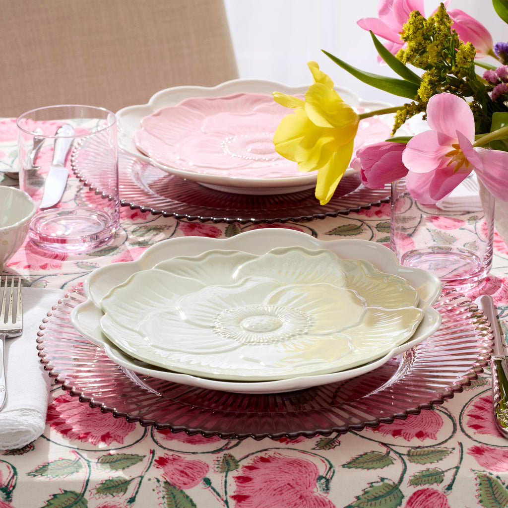 Studio 1414 Scallop 12-Piece Dinnerware Set