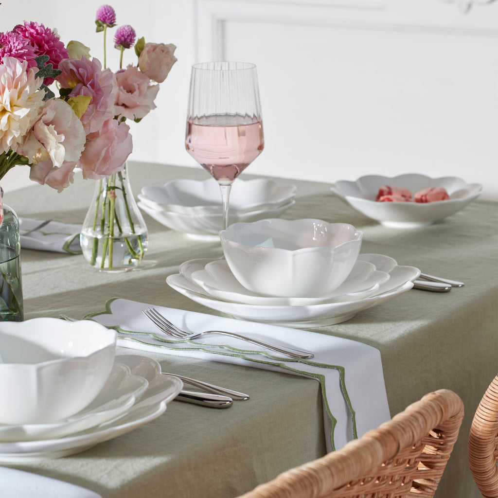 Studio 1414 Scallop 12-Piece Dinnerware Set