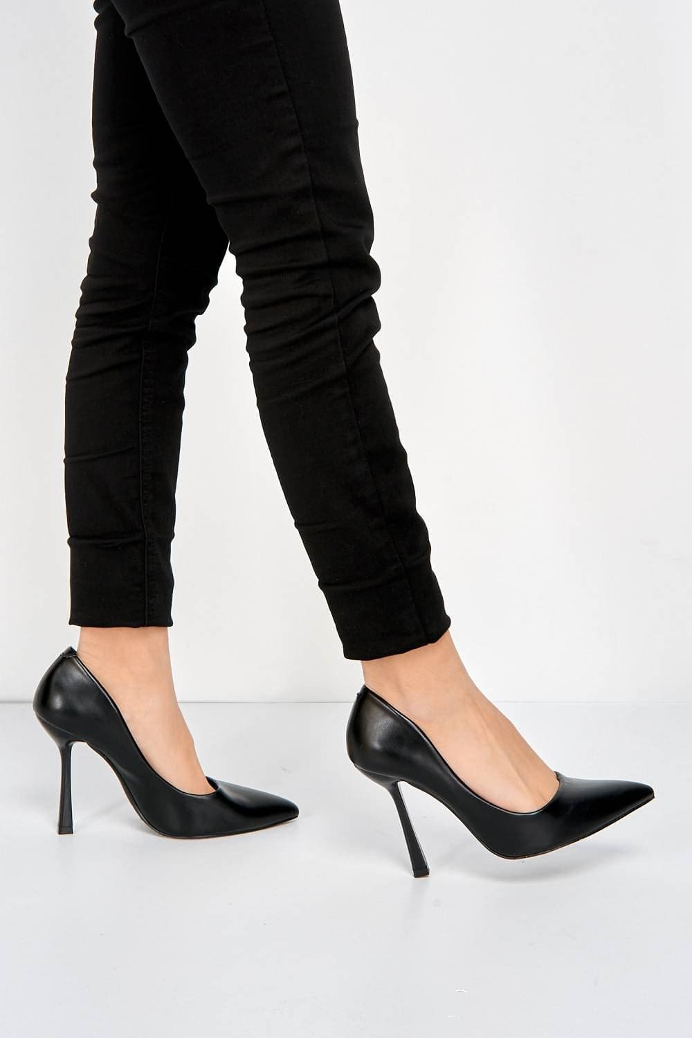 Miss Diva Black Gina Spool Heel Court Shoes